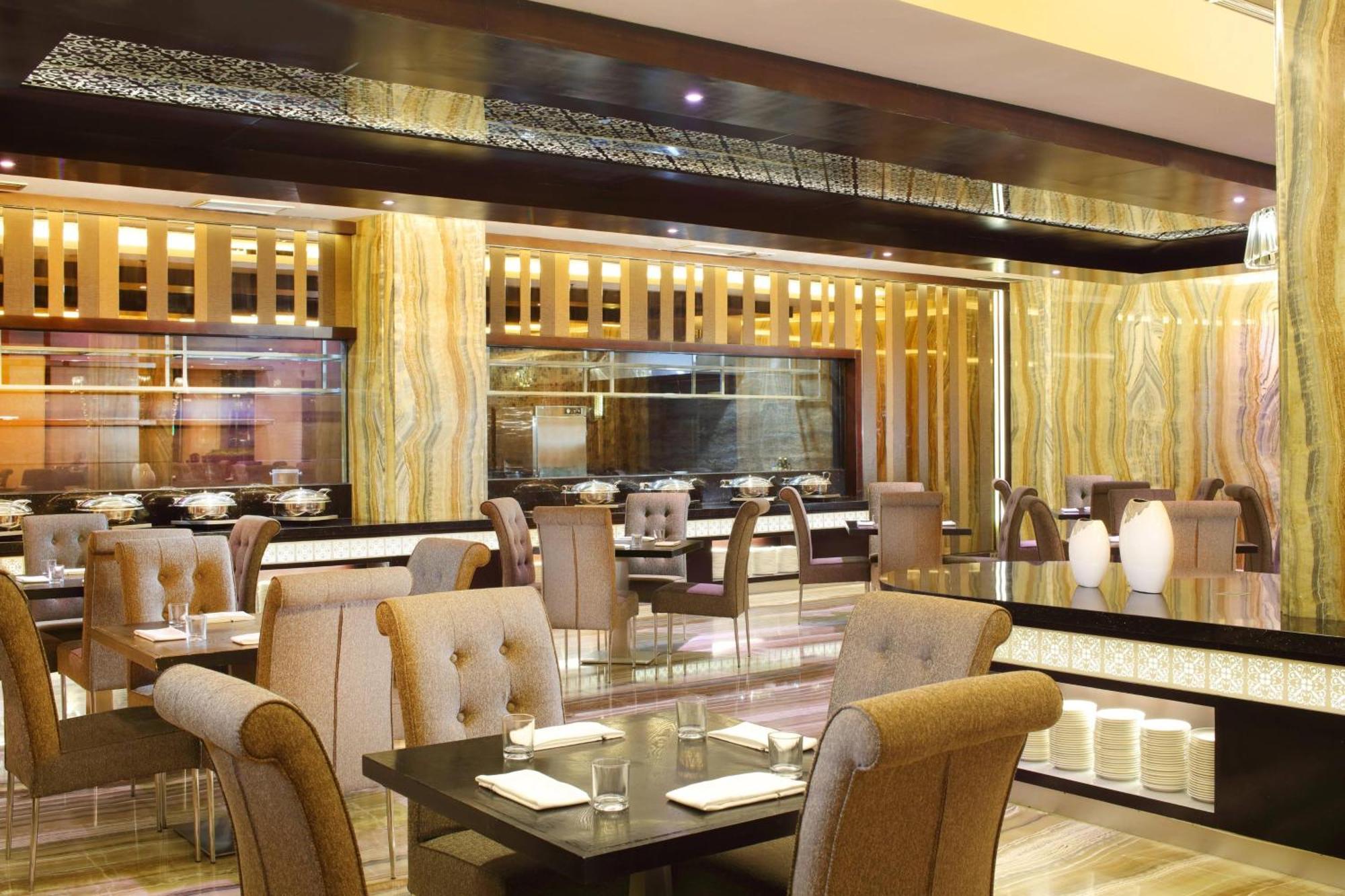 Four Points By Sheraton Medan Exterior photo